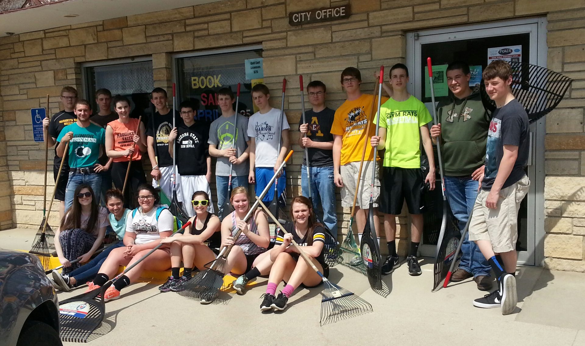 students on cleanup day
